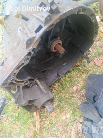 Ръчна скоростна кутия Renault Clio Clio II  1.4 бензин 75 коня, снимка 2 - Части - 51862970