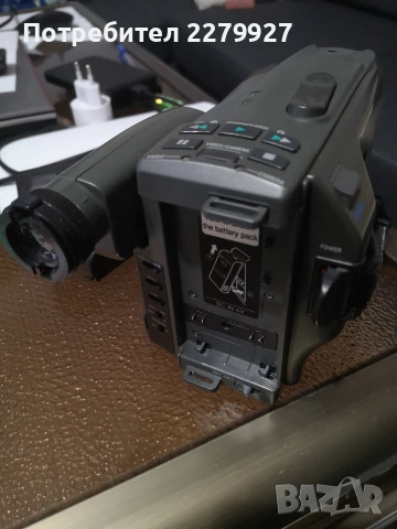 GRUNDIG lc310C VHS C камера , снимка 4 - Камери - 53145302