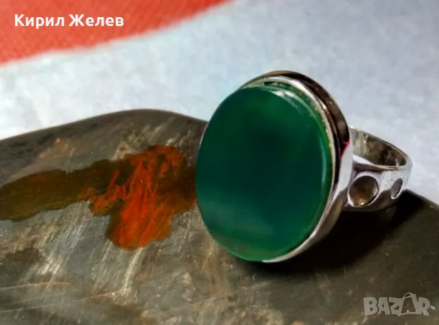 АВТОРСКИ СКЪПОЦЕНЕН СРЕБЪРЕН ПРЪСТЕН СРЕБРО 800 с ШЛИФОВАН ЗЕЛЕН ОНИКС и ЩЕМПЕЛ на ЮВЕЛИРА 47966, снимка 2 - Пръстени - 49886730
