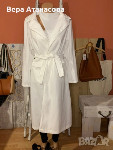 🤍 Бяло, преходно палто👠