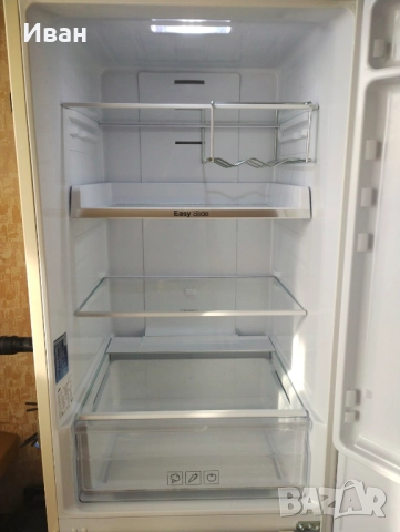 Хладилник с фризер Samsung RB31FERNDEF, снимка 8 - Хладилници - 52508997