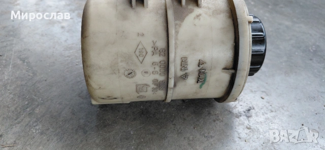 Казанче за хидравликата за Дачия Логан МСВ 1, снимка 2 - Части - 54045201