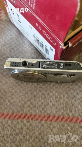 НЕРАЗЛИЧИМ ОТ НОВ дигитален фотоапарат casio exilim ex-s200, снимка 3 - Фотоапарати - 53874363