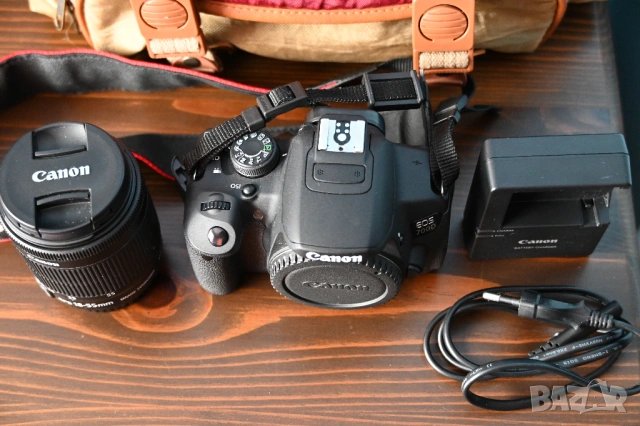 Canon 700D + Canon EF-S 18-55mm f4.5-5.6 IS STM, снимка 2 - Фотоапарати - 53520866