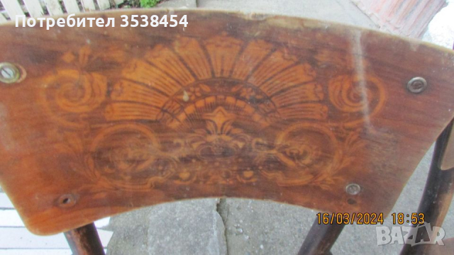 Седем стари дървени стола, снимка 1 - Столове - 44969373