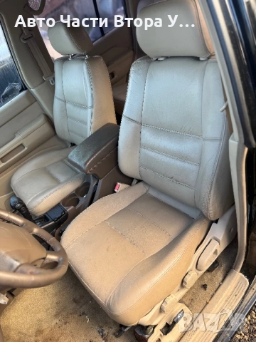 Nissan Pathfinder 3,3i на части, снимка 7 - Автомобили и джипове - 54011284