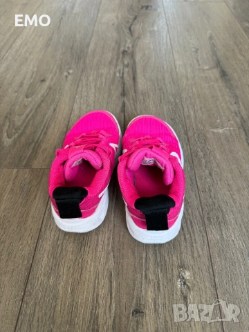 Маратонки Nike размер 27, снимка 3 - Детски маратонки - 53474638