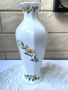 Красива ваза от фин костен порцелан от Англия, снимка 3