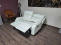 Бял кожен диван двойка La-z-boy с електрически релакс механизъм, снимка 10