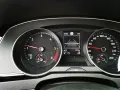 VW Passat 2.0 TDI /НАПЪЛНО ОБСЛУЖЕН/ Comf. Navi Kam AHK ACC, снимка 15