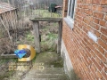 Две къщи в един двор в село Полски Градец, обл. Стара Загора, снимка 6