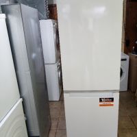 Като нов комбиниран хладилник с фризер Bauknecht  no frost 2 години гаранция!, снимка 1 - Хладилници - 45088359
