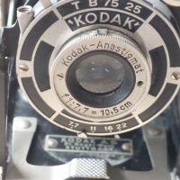 Три стари мехови фото камери-две Кодак и една огромна немска фото камера "COMPUR"фото апарат, снимка 11 - Антикварни и старинни предмети - 45560153