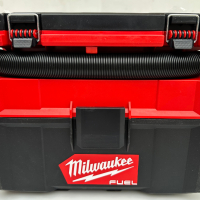 MiLWAUKEE M18 FPOVCL-0 - Нова акумулаторна прахосмукачка, снимка 3 - Други инструменти - 45031826
