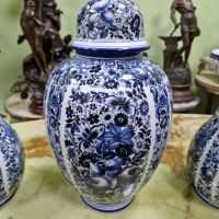 Уникален комплект антикварни колекционерски холандски порцеланови вази Delft , снимка 6 - Вази - 45220144