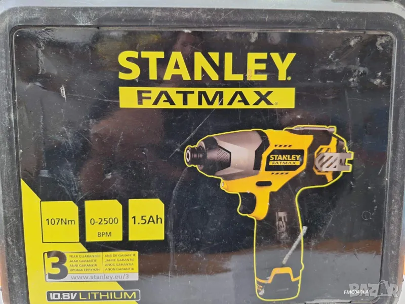 Акумулаторен ударен гайковерт STANLEY - FMC040LB, снимка 1