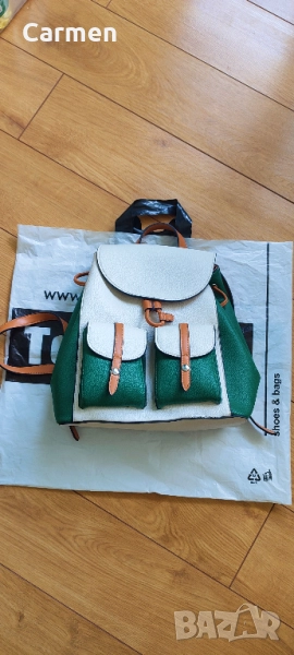 TendenZ - дамска раница в зелен цвят, снимка 1