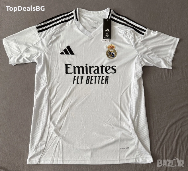 Футболен екип на Real Madrid. 2024/2025, снимка 1
