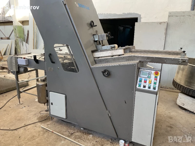 МАШИНА ЗА НАРЯЗВАНЕ НА ХЛЯБ BSM IBS 176, снимка 1