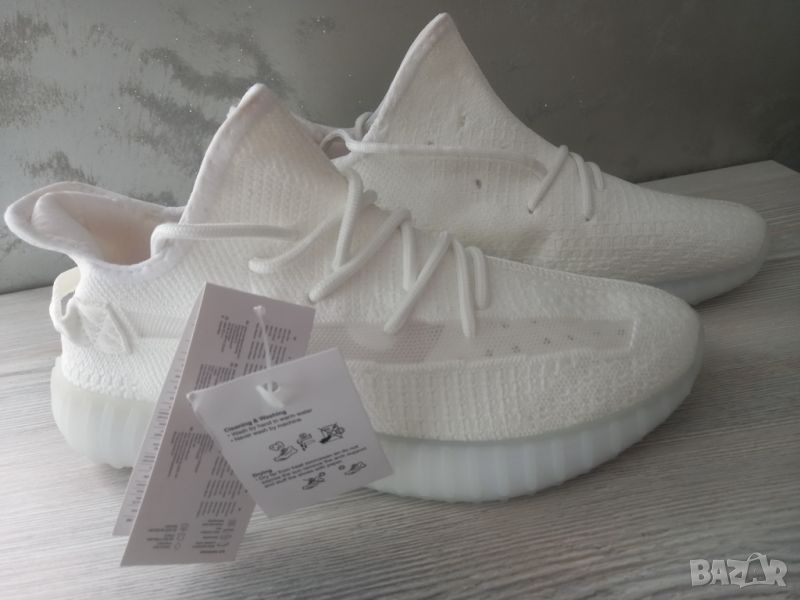 Adidas Yeezy Boost 350 V2 Bone - номер 42, снимка 1