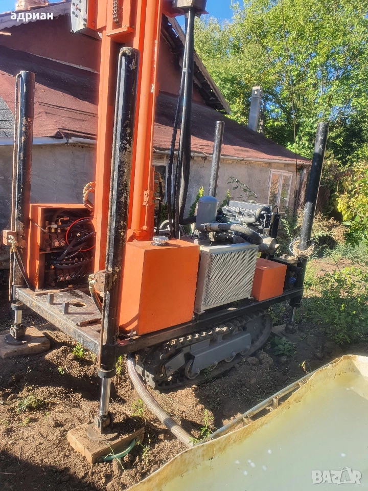 верижна самоходна сондажна машина, снимка 1