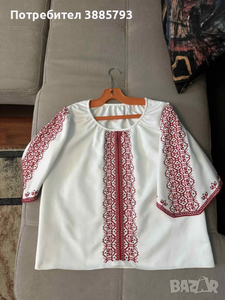 Блуза с бродерия българска шевица, снимка 1