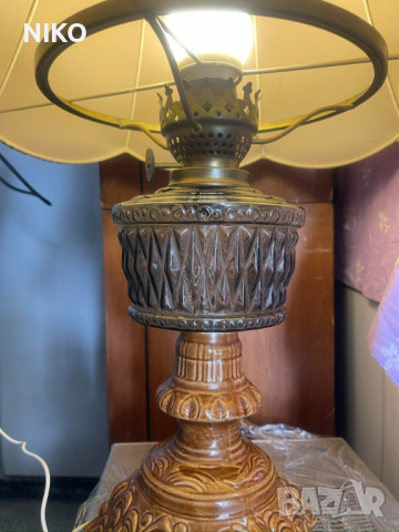 Стара нощна лампа от месинг и порцелан, снимка 8 - Антикварни и старинни предмети - 44959585