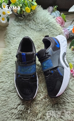 оригинални маратонки 43 номер, снимка 4 - Маратонки - 52086214