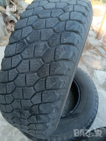 Гуми за джип 235/70/16, снимка 4 - Гуми и джанти - 51829095