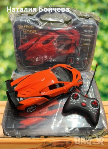 Класическа кола 1:16, с дистанционно управление, в куфар, снимка 5 - Коли, камиони, мотори, писти - 53380765