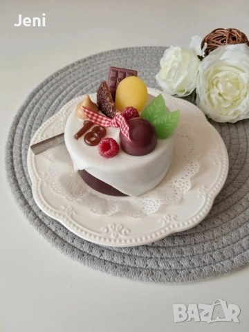 Свещ торта за РОЖДЕН ДЕН, снимка 2 - Декорация за дома - 51954960