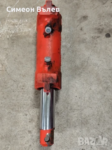 Хидравличен цилиндър