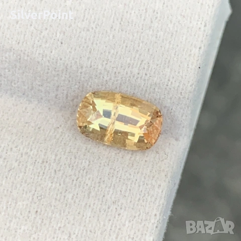 Сапфир жълт с швейцарски сертификат 