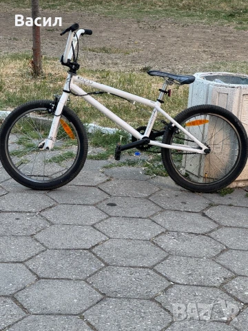 Велосипед БМХ , снимка 1