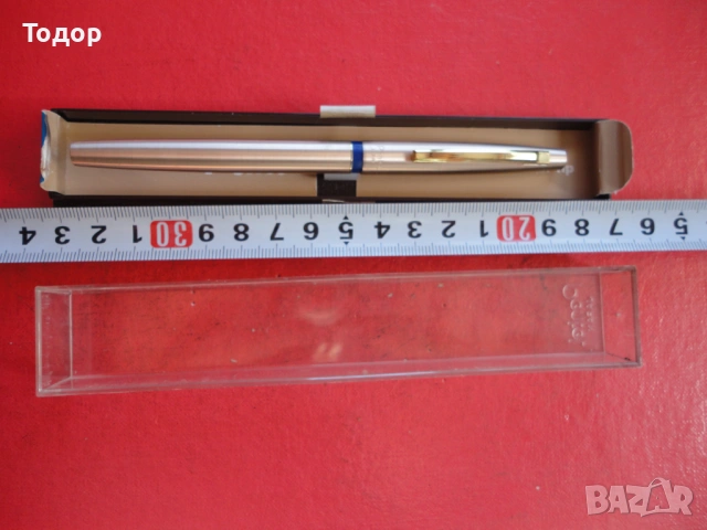 Японски химикал Pentel в кутия 