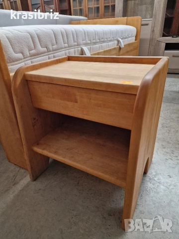 Масивно Легло с Нощно шкафче-внос от Германия!, снимка 5 - Спални и легла - 53506805