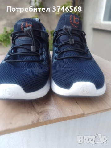 .маратонки ,Bugatti