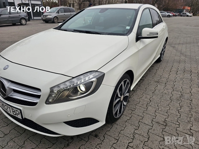 Mercedes-Benz 180, снимка 9 - Автомобили и джипове - 53426725