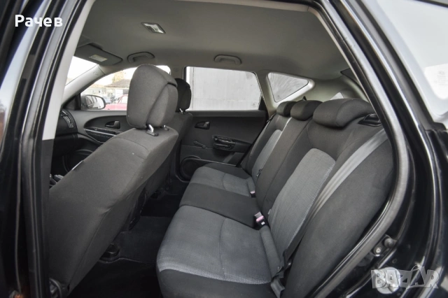 Kia Ceed 1.6 CRDI Facelift , снимка 10 - Автомобили и джипове - 53973326