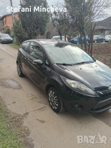 Форд Фиеста топ внос от Италия .Без точка Ръжда на 185000км реални, снимка 2 - Автомобили и джипове - 52964851