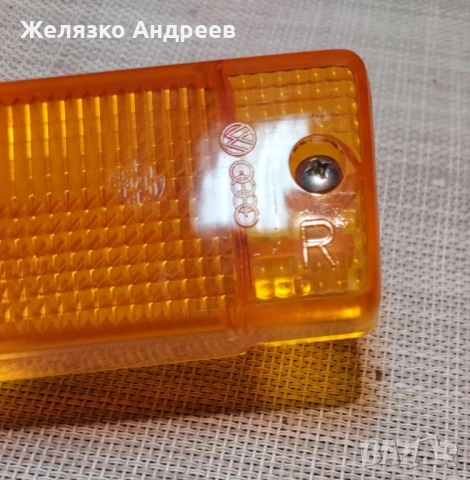 Фолксваген Пасат стъкло за десен мигач 81-87, снимка 3 - Части - 52553184