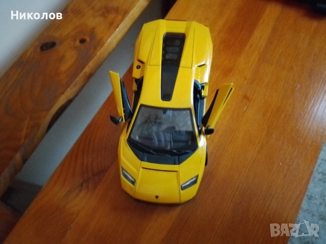 Lamborghini метално  "Bburago" "5€" ново!+Доставка!, снимка 3 - Коли, камиони, мотори, писти - 53486839