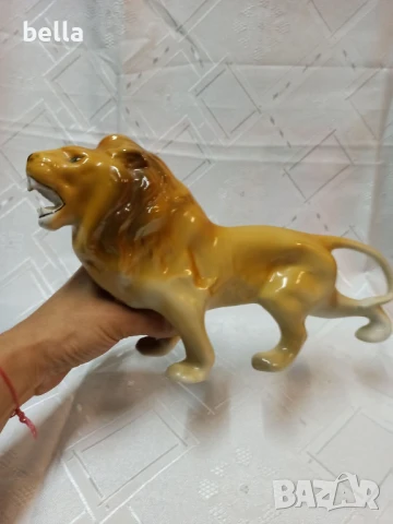 Румънска голяма порцеланова пластика на лъв в отличен колекционерски вид с дължина 26 см, снимка 10 - Антикварни и старинни предмети - 50590443