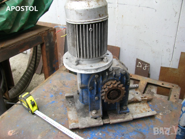 мотор редуктор, снимка 3 - Електродвигатели - 54000230