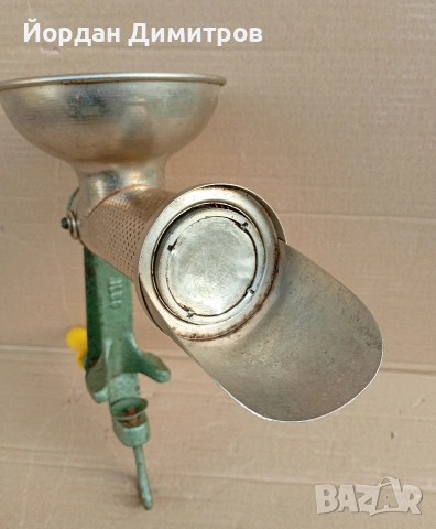 Стара машинка , снимка 3 - Антикварни и старинни предмети - 53397015