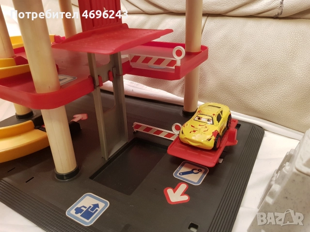 Две ретро писти за колички, снимка 8 - Коли, камиони, мотори, писти - 52944832