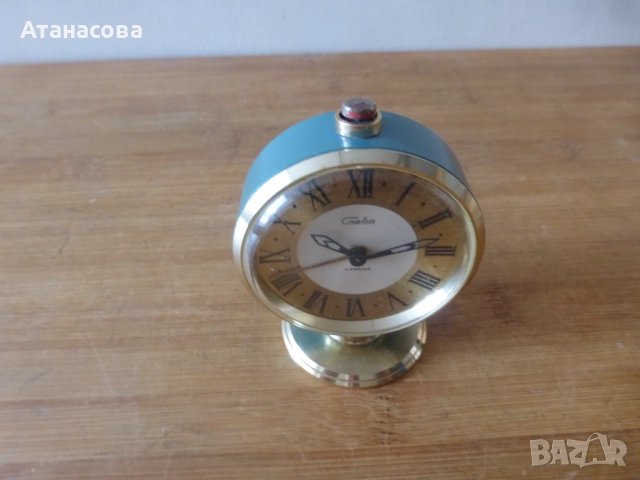 Рядък будилник часовник Слава със златист циферблат, снимка 9 - Антикварни и старинни предмети - 52027005