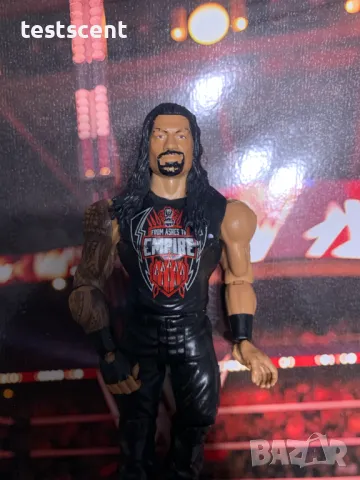 Екшън фигура WWE Roman Reigns Roman Empire Basic Series mattel Роман Рейнс играчка Red, снимка 3 - Колекции - 49171574