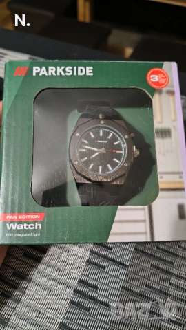 Нов часовник Parkside с фенерче 