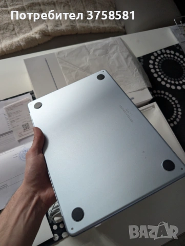 MacBook Air M4 13" 16GB 256GB – като нов, гаранция, снимка 5 - Лаптопи за работа - 54090941